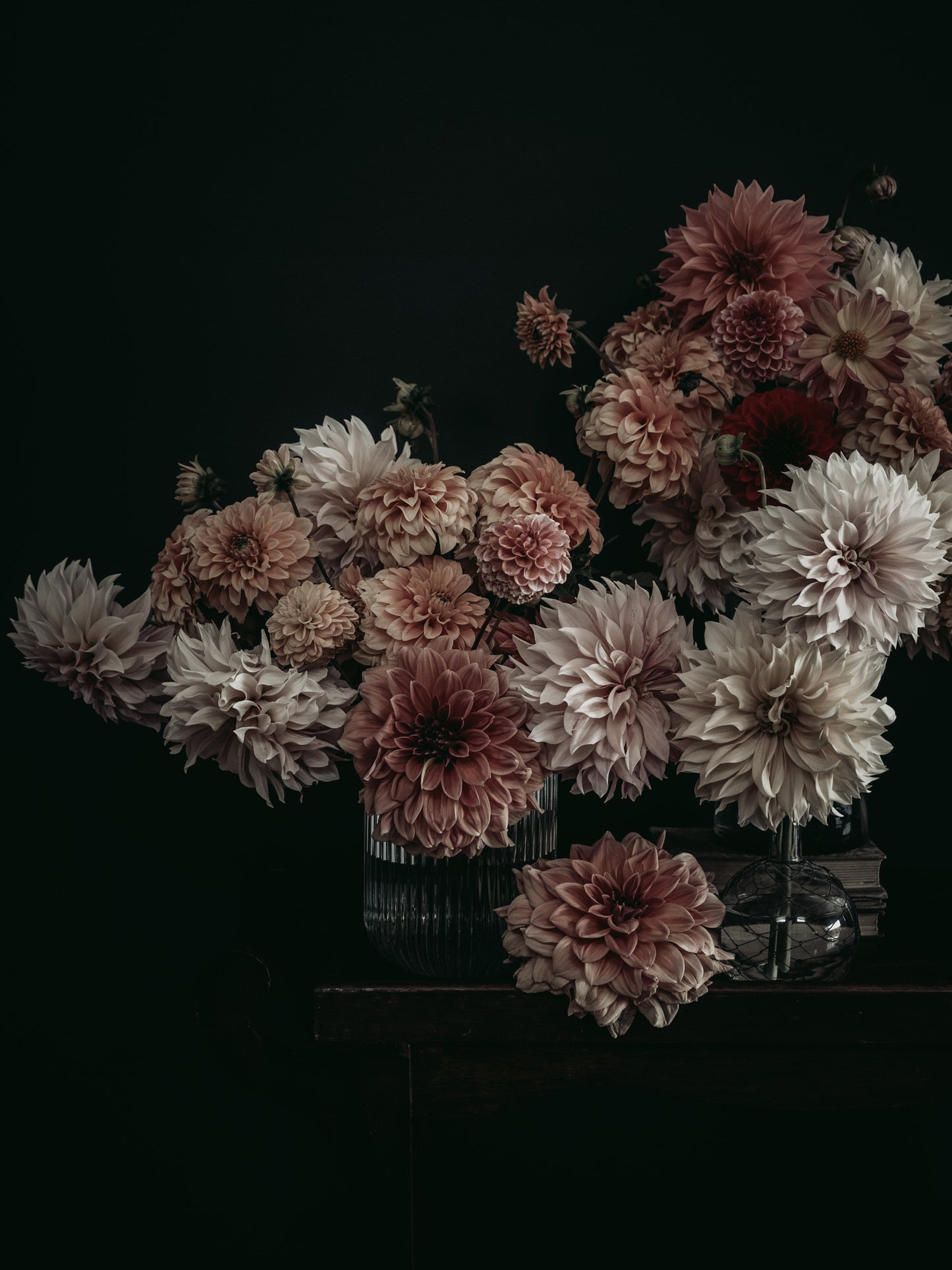 Étude des Dahlias Print No. 2